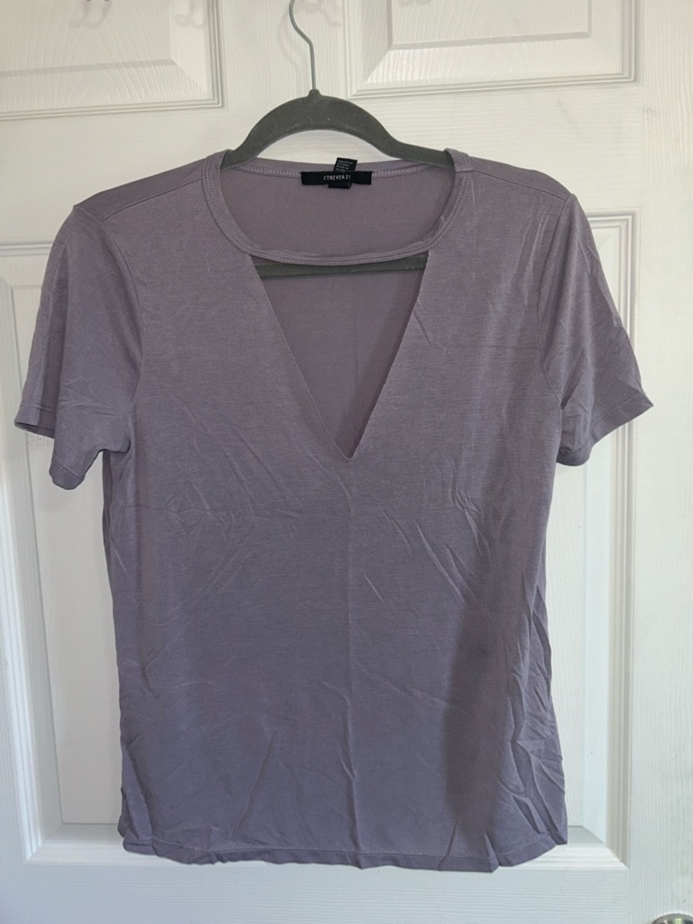 Forever 21 Dusty Lavender V-Notch Short Sleeve Tee
